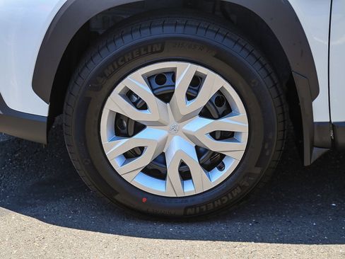 Used 2026 Toyota Corolla Cross L FWD image 9