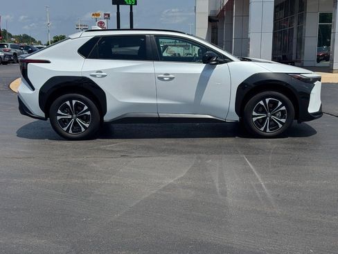 Certified 2024 Toyota bZ4X AWD w/ Weather Package image 2
