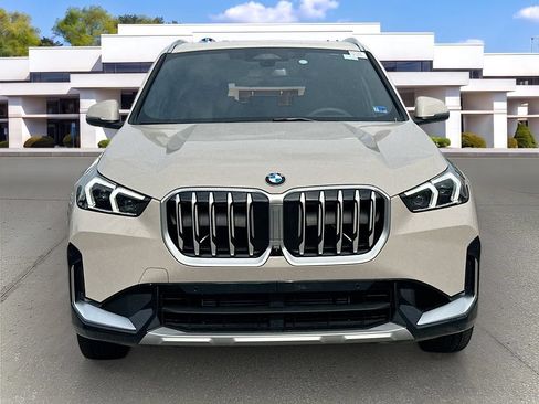New 2026 BMW X1 xDrive28i w/ Technology Package AWD/4WD image 2