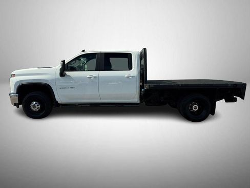 Used 2021 Chevrolet Silverado 3500 LT w/ Snow Plow Prep Package AWD/4WD image 6