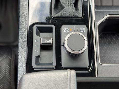 Used 2025 Toyota Tundra SR5 w/ SR5 Premium Package image 21