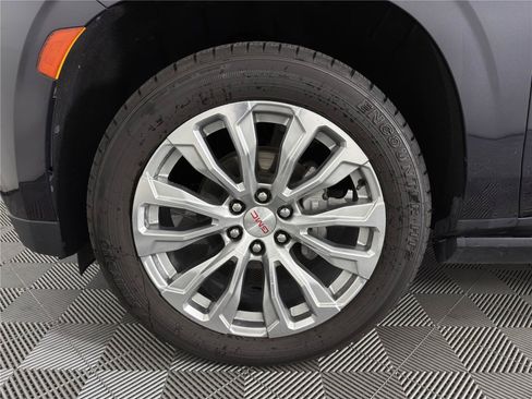 Certified 2023 GMC Yukon Denali AWD/4WD image 9