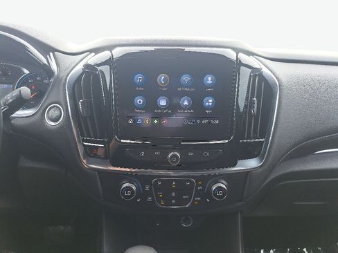 Used 2023 Chevrolet Traverse LT AWD/4WD image 21