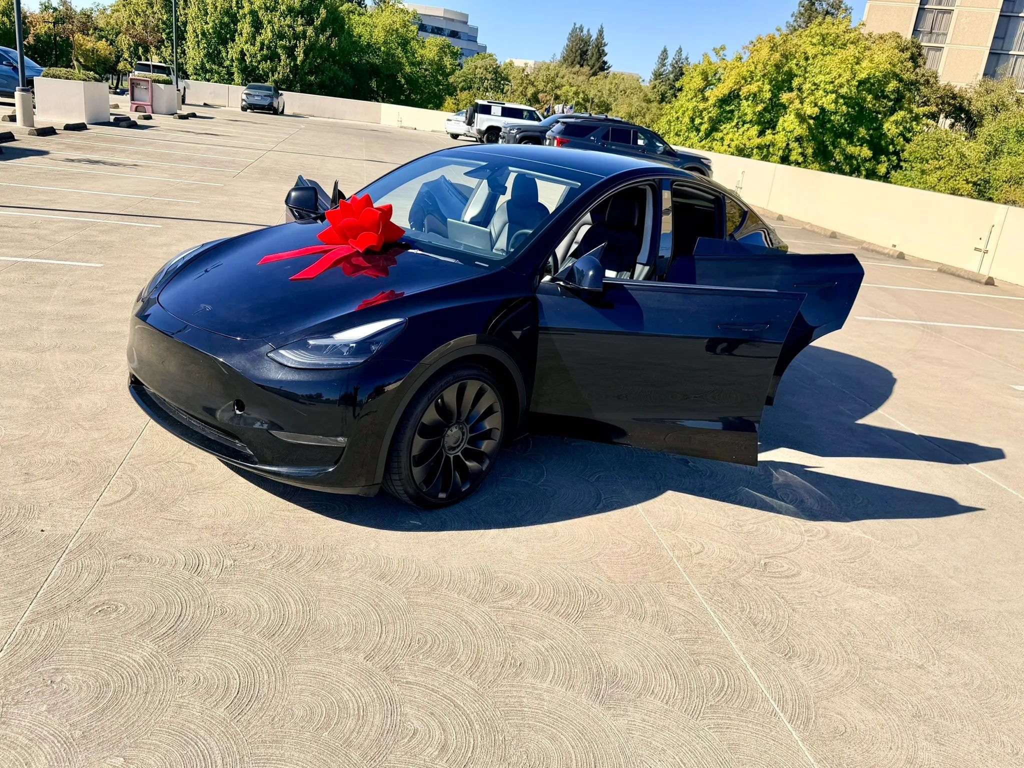 Used 2023 Tesla Model Y Long Range AWD/4WD image 50