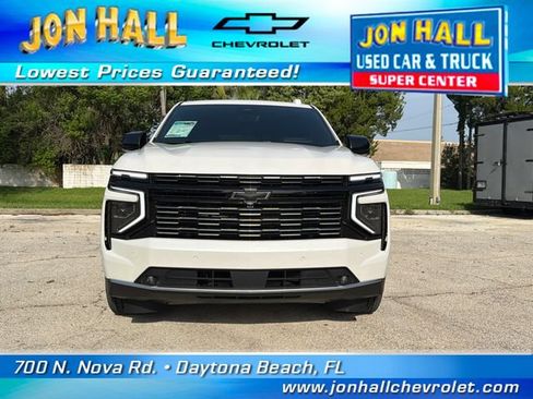 Used 2025 Chevrolet Tahoe High Country AWD/4WD image 17