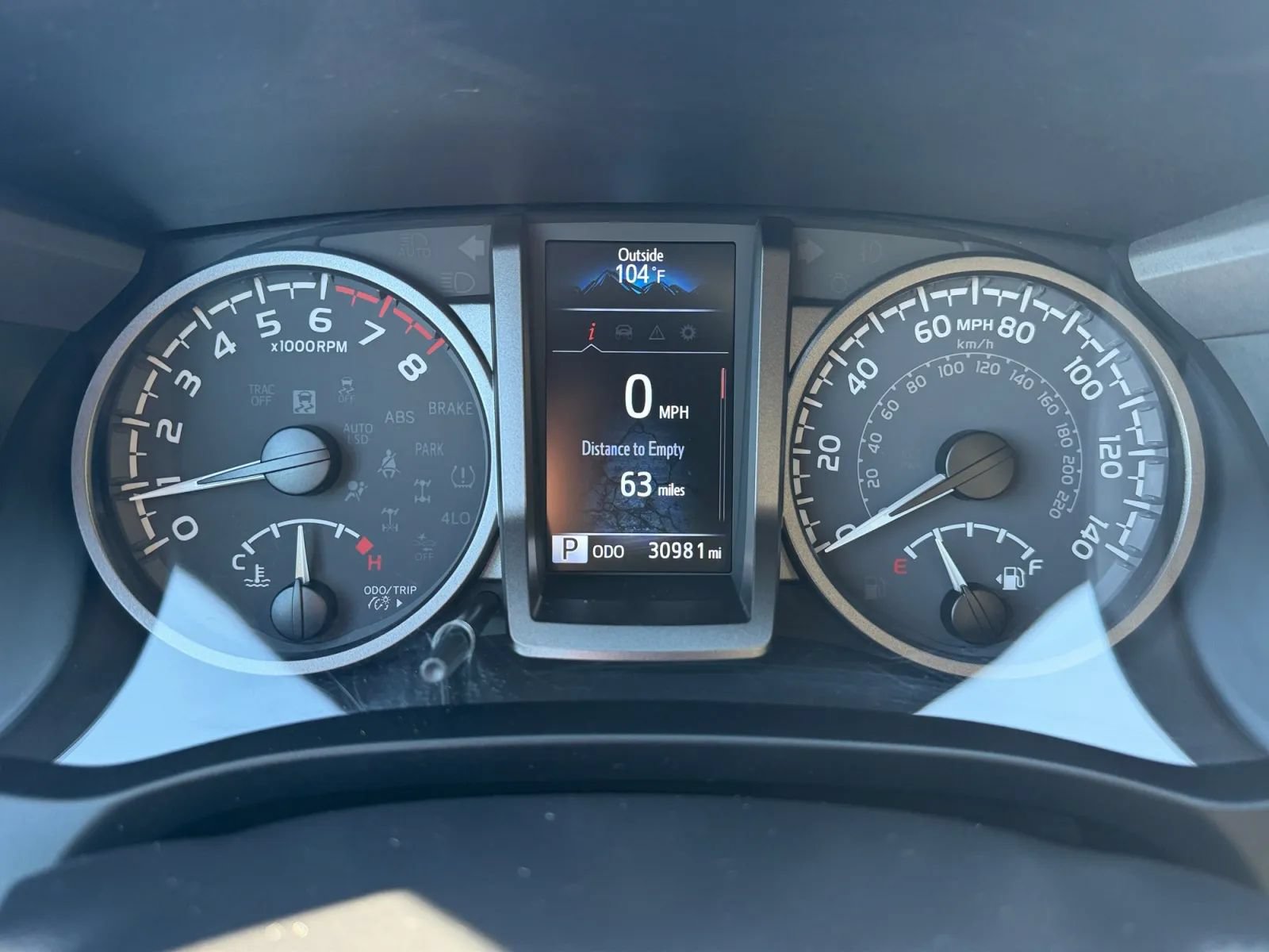Used 2022 Toyota Tacoma TRD Sport w/ Technology Package AWD/4WD image 16