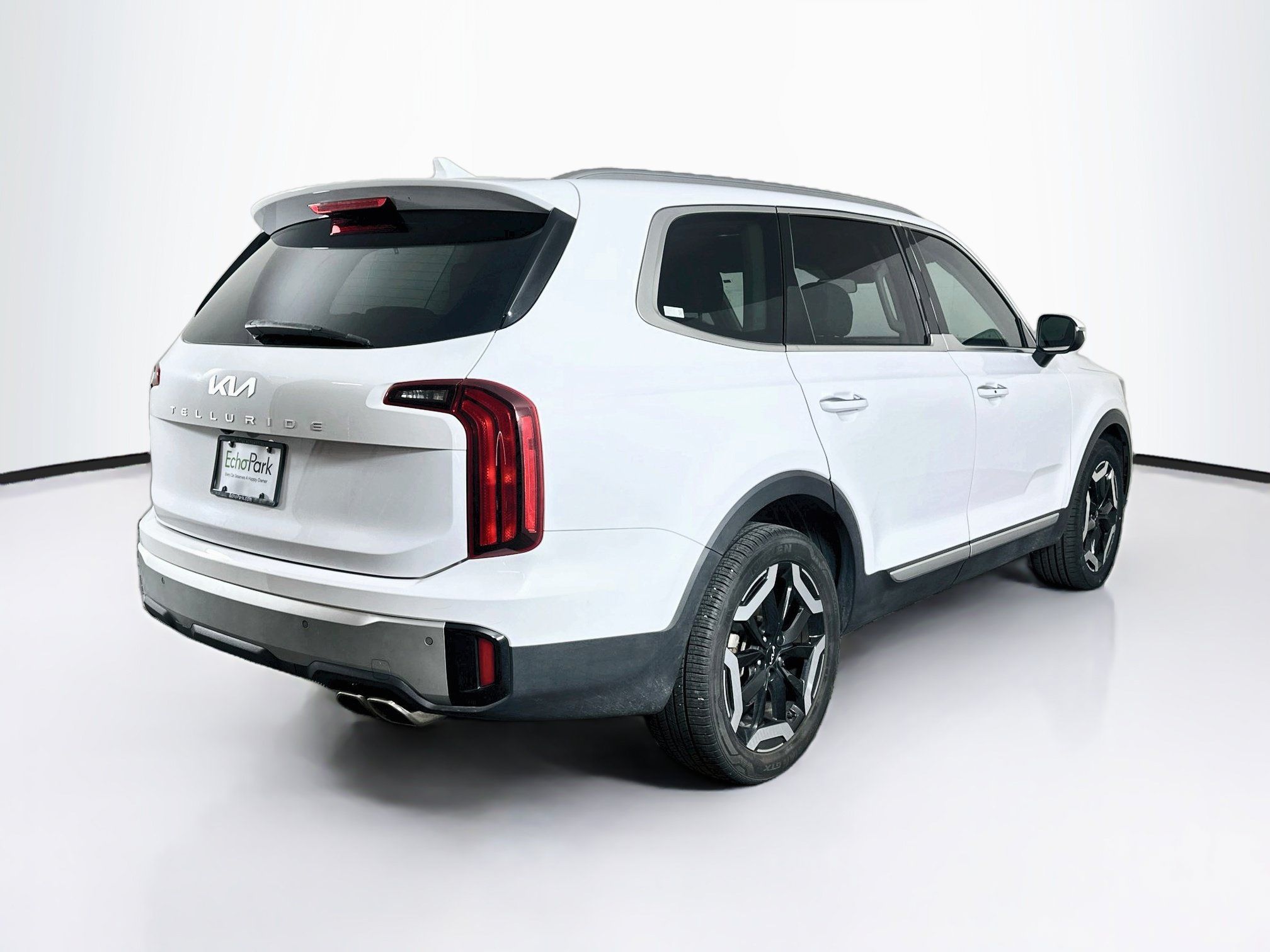 Used 2023 Kia Telluride S w/ S Sunroof Package FWD image 9