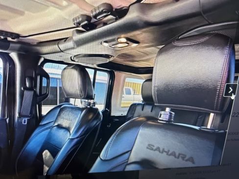 Used 2021 Jeep Wrangler Unlimited Sahara w/ Cold Weather Group image 8