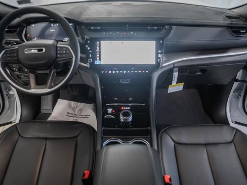 New 2026 Jeep Grand Cherokee Limited AWD/4WD image 19