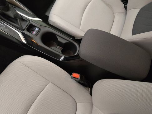 Used 2022 Toyota Corolla LE w/ LE Premium Package image 26