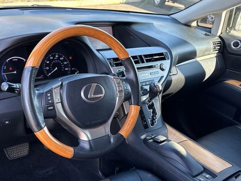 Used 2014 Lexus RX 450h FWD image 18