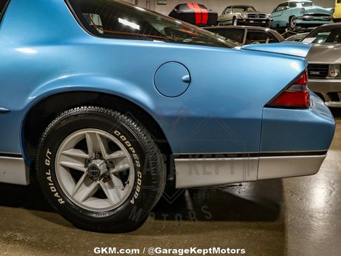 Used 1988 Chevrolet Camaro LT image 39
