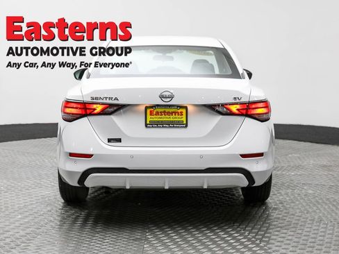 Used 2024 Nissan Sentra SV image 11