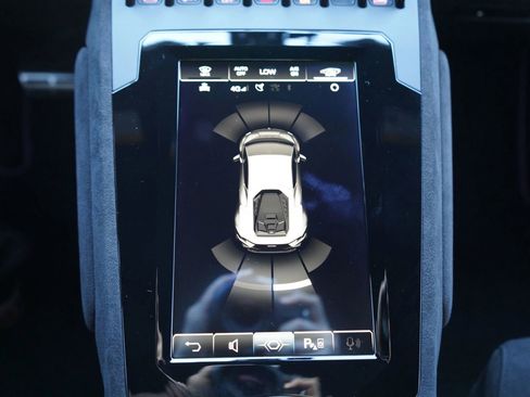 Used 2024 Lamborghini Huracan Tecnica RWD image 12