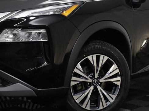 Used 2023 Nissan Rogue SV AWD/4WD image 3