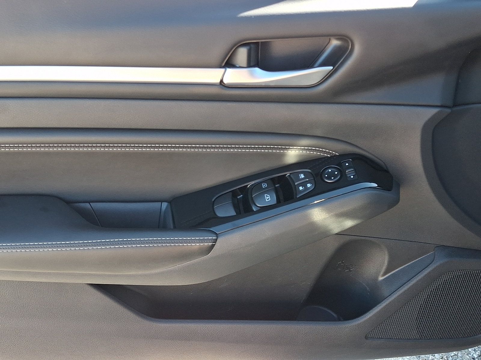 Certified 2022 Nissan Altima 2.5 SL AWD/4WD image 15