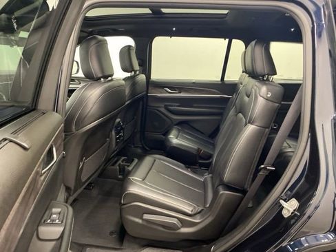 Used 2024 Jeep Grand Cherokee L Limited w/ Luxury Tech Group II image 26