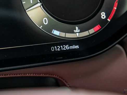 Used 2024 Land Rover Range Rover SE image 80