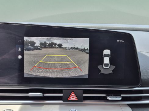 Certified 2023 Hyundai Elantra Limited FWD image 22