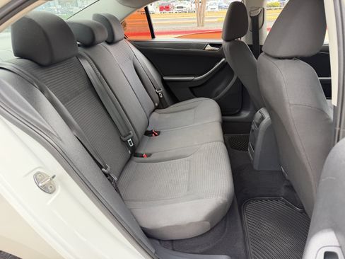 Used 2016 Volkswagen Jetta S FWD image 13