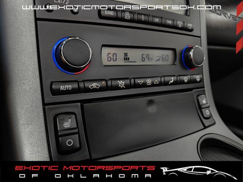 Used 2006 Chevrolet Corvette Convertible w/ Preferred Equipment Group RWD image 22