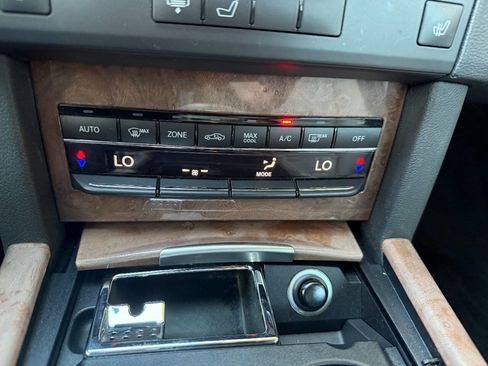 Used 2012 Mercedes-Benz E 350 Sedan image 35