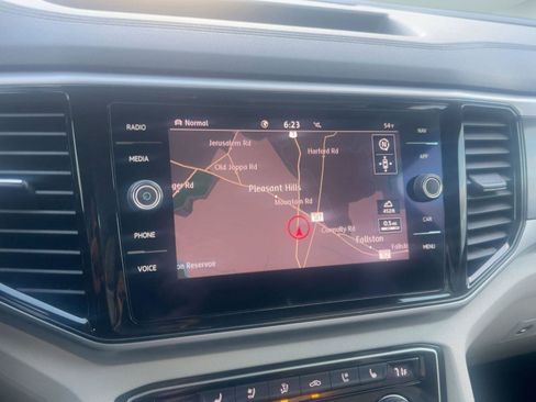 Used 2021 Volkswagen Atlas SEL Premium image 22