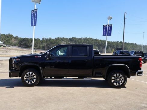 Used 2022 Chevrolet Silverado 2500 LT w/ All Star Edition image 7