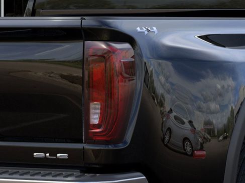 New 2026 GMC Sierra 3500 SLE image 11