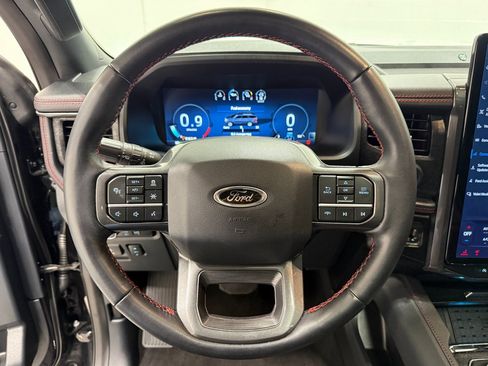 Used 2024 Ford Expedition Max Limited image 22