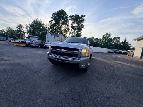 Used 2007 Chevrolet Silverado 3500 LT AWD/4WD image 14