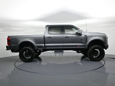 New 2026 Ford F250 XLT w/ XLT Premium Package AWD/4WD image 5