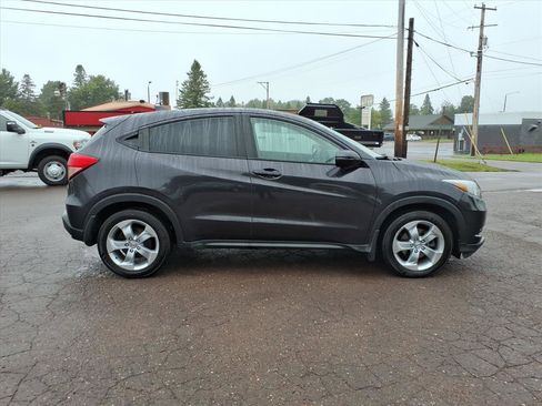 Used 2016 Honda HR-V EX image 7