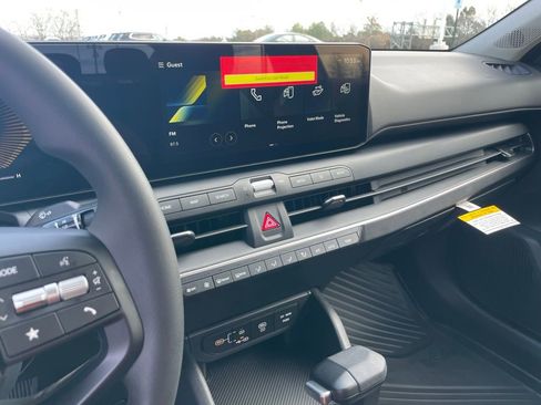 New 2026 Kia K4 LXS image 15