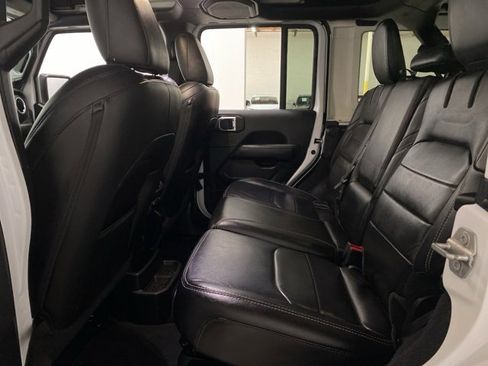 Used 2021 Jeep Wrangler Unlimited Sahara w/ Cold Weather Group image 18