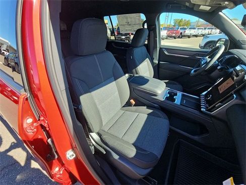 New 2026 GMC Acadia Elevation w/ LPO, Floor Liner Package image 17