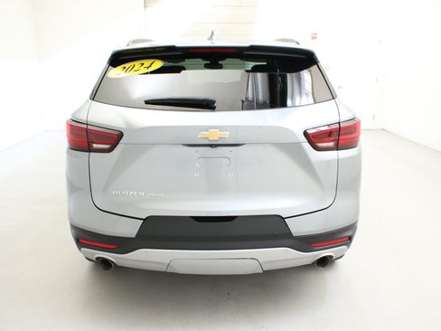 Used 2024 Chevrolet Blazer LT w/ Convenience Package AWD/4WD image 8