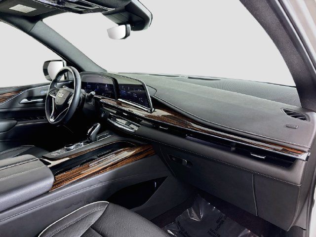Used 2023 Cadillac Escalade ESV Premium Luxury AWD/4WD image 29