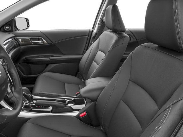 Used 2017 Honda Accord Touring image 9
