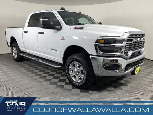 Used 2026 RAM 2500 Big Horn AWD/4WD image 1