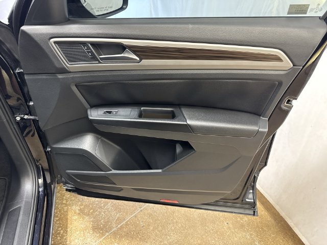 Used 2021 Volkswagen Atlas SE FWD image 27