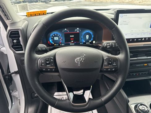 Used 2025 Ford Bronco Sport Outer Banks w/ Outer Banks Tech Package+ image 10