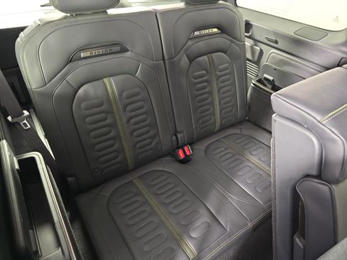 Used 2023 Rivian R1S Adventure image 34