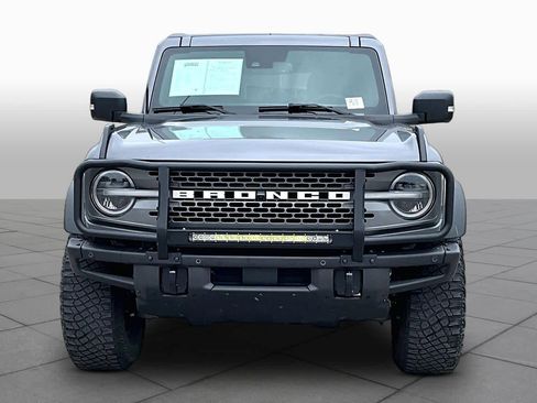 Used 2023 Ford Bronco Badlands w/ Sasquatch Package AWD/4WD image 4