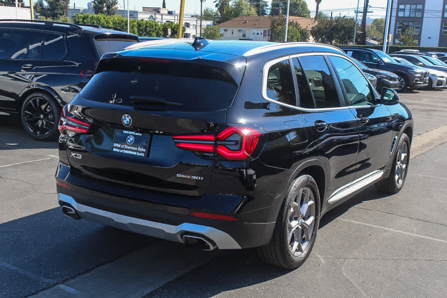 Used 2024 BMW X3 sDrive30i w/ Convenience Package RWD image 7