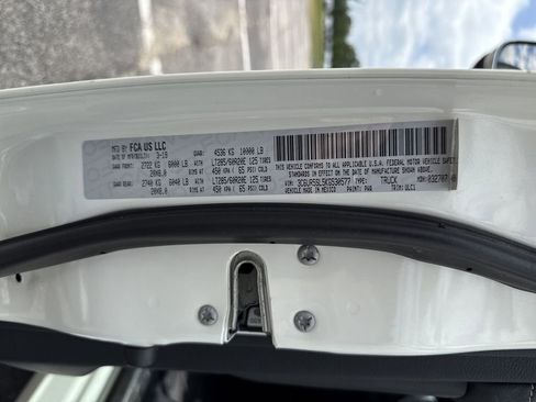 Used 2019 RAM 2500 Limited AWD/4WD image 28