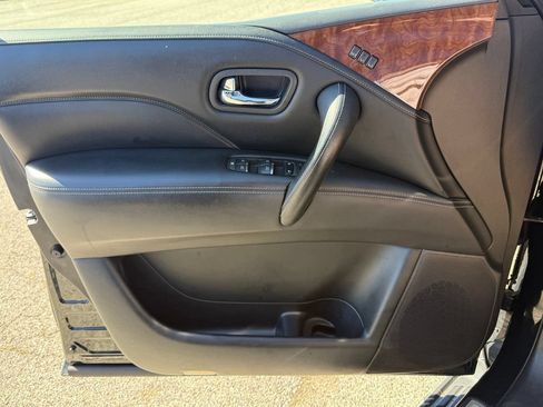 Used 2019 INFINITI QX80 Luxe AWD/4WD image 24