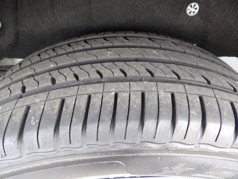 Used 2023 Ford Transit Connect XL image 51