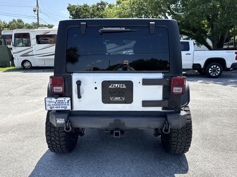 Used 2012 Jeep Wrangler Unlimited Sport AWD/4WD image 4