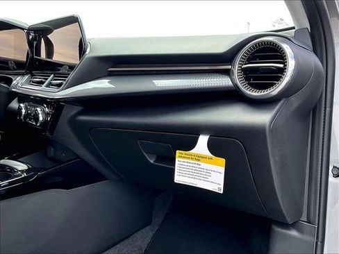 New 2026 Chevrolet Trax ACTIV w/ Sunroof Package FWD image 27